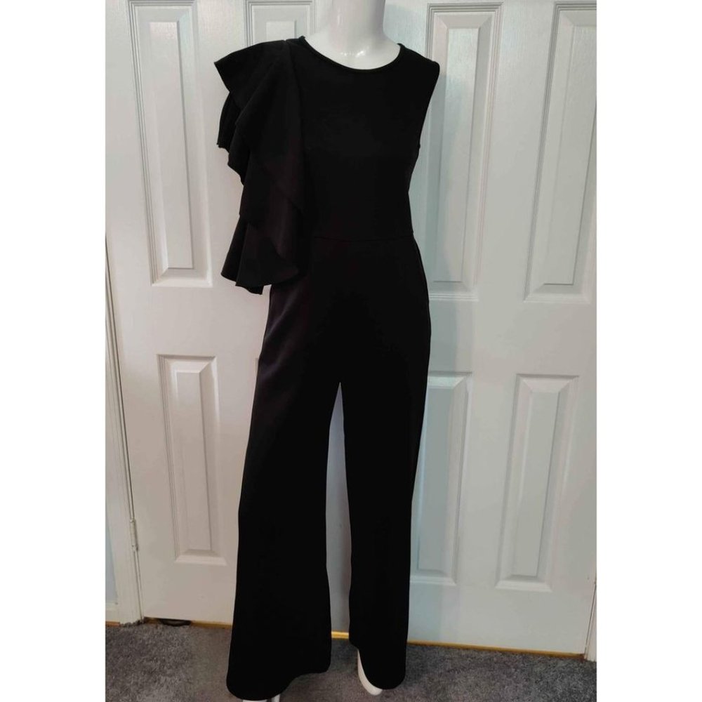 NIB Ruffled Sleeveless Wide Leg with Pockets Women's Jumpsuit Size Medium